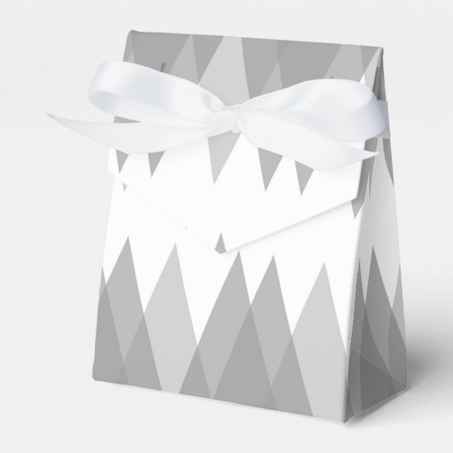 Gray triangles favor box (Front Side)