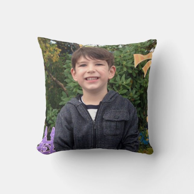Grayden at Sesame Place Throw Pillow (Front)