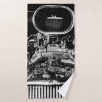 GRAYSCALE PHOTOGRAPHY OF VINTAGE CAR ENGINE