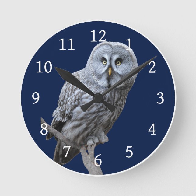 Great Gray Owl Round Clock (Front)
