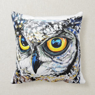 Great Horned Owl 41 x 41cm Throw Pillow
