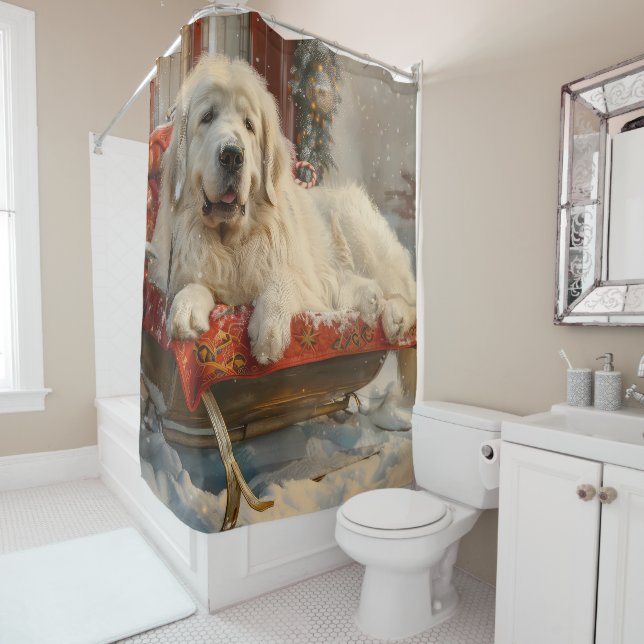 Great Pyrenees Dog Christmas Festive (In Situ)