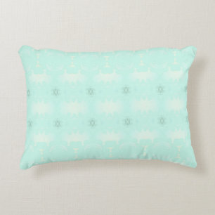 green accent pillow