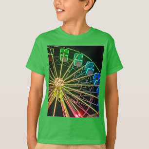 Green and blue Ferris wheel T-Shirt