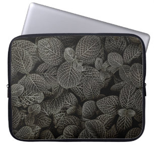 GREEN AND BROWN PINE CONES LAPTOP SLEEVE