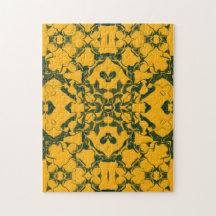 Green and Gold Lacy Kaleidoscope Pattern