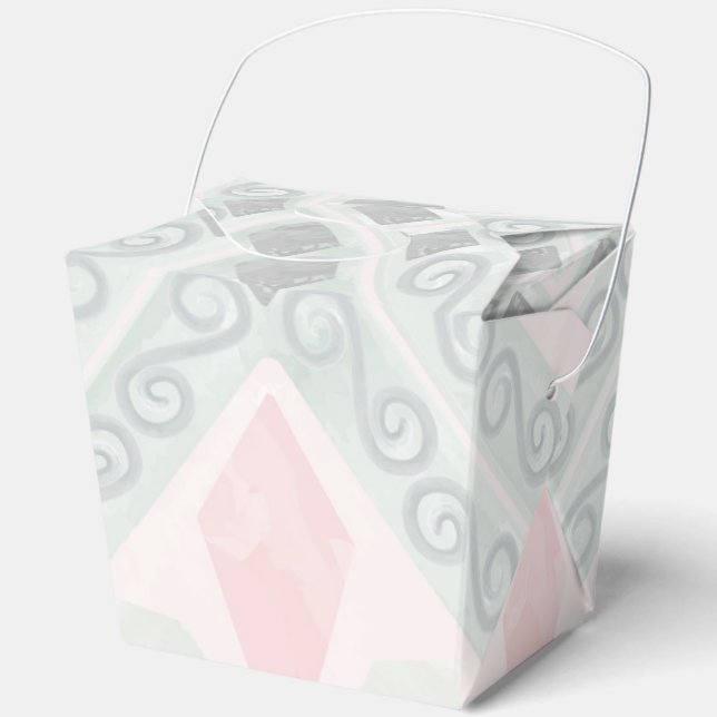 Green and pink pastel diamond pattern favor box (Front)
