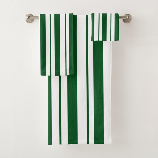 Green and White Candy Cane Stripes Bath Towel Set (Insitu)