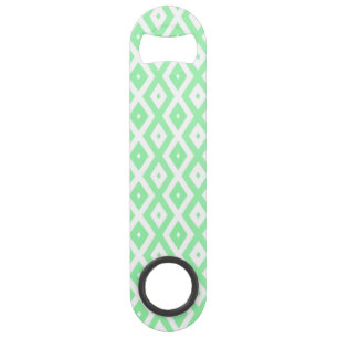 Green and white diamond pattern bar key