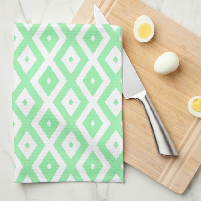 Green and white diamond pattern kitchen towel (Quarter Fold)