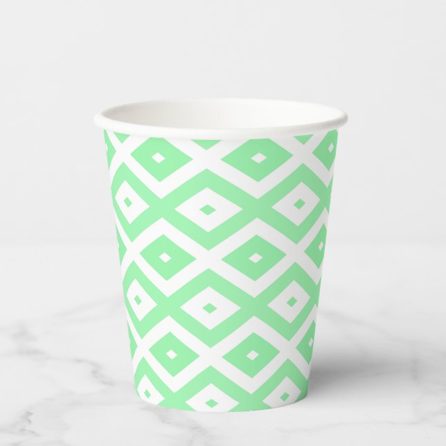 Green and white diamond pattern paper cups (Front)