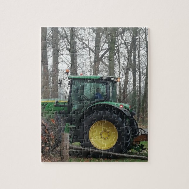 Green and yellow tractor. jigsaw puzzle (Vertical)