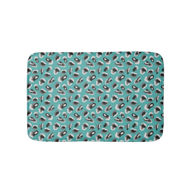 Green Animal Print Pattern Bath Mat (Front)