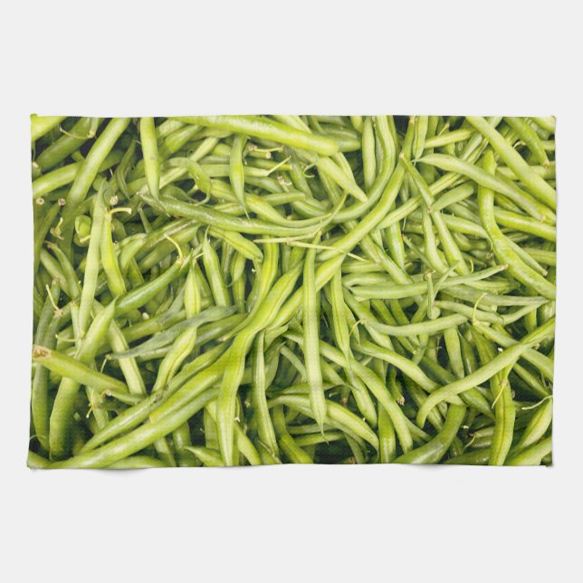 Green beans on a kitchen towel (Horizontal)