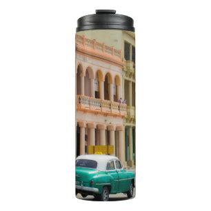 GREEN CAR ON ROAD THERMAL TUMBLER