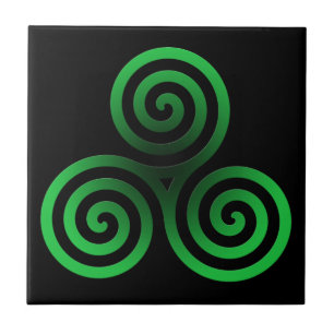 Green Celtic Triskele Tile