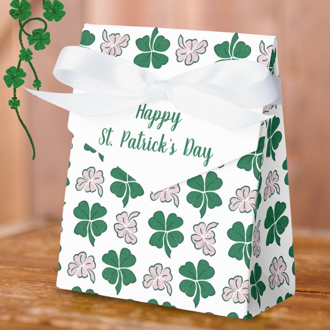 Green Clover Shamrock Pattern St. Patrick`s Day Favor Box (Creator Uploaded)