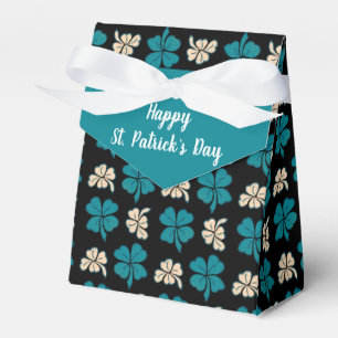 Green Clover Shamrock Pattern St. Patrick`s Day Favor Box