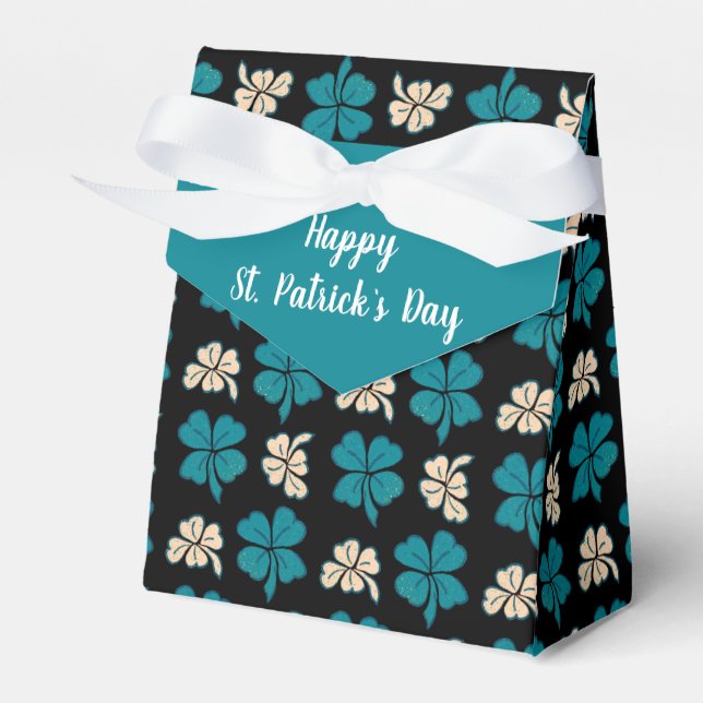 Green Clover Shamrock Pattern St. Patrick`s Day Favor Box (Front Side)