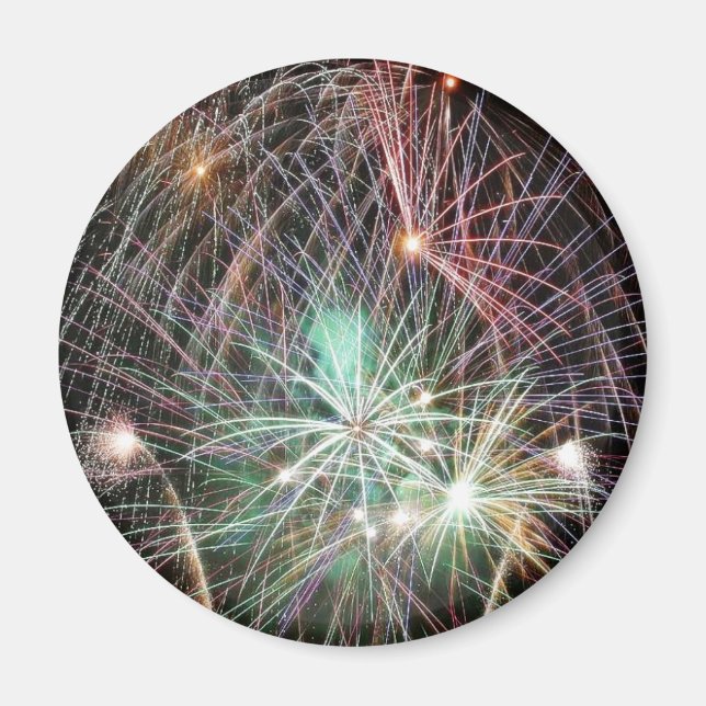Green Fireworks At Night Magnet (Front)