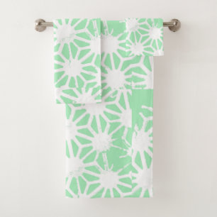 Green geometric pattern bath towel set