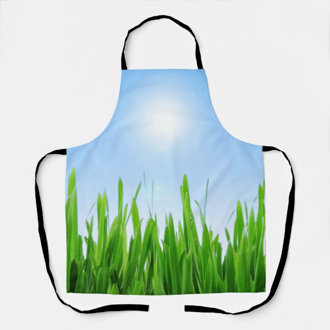 Green Grass Garden with Blue Sky Design Apron (Front)