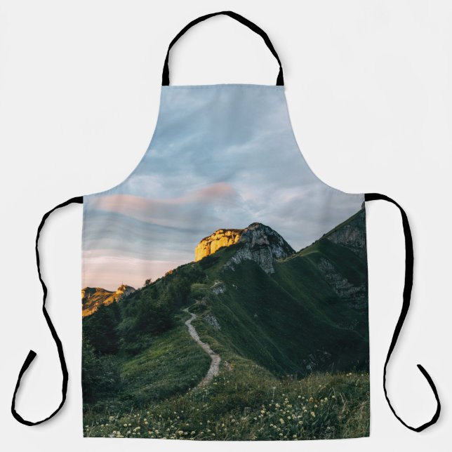 GREEN HILLS APRON (Front)