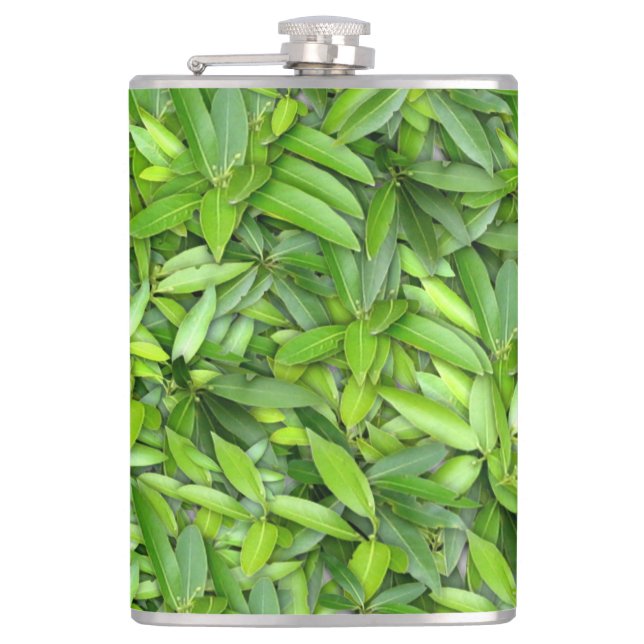 Green Leaf Pattern – Botanical Nature Art Hip Flask (Front)