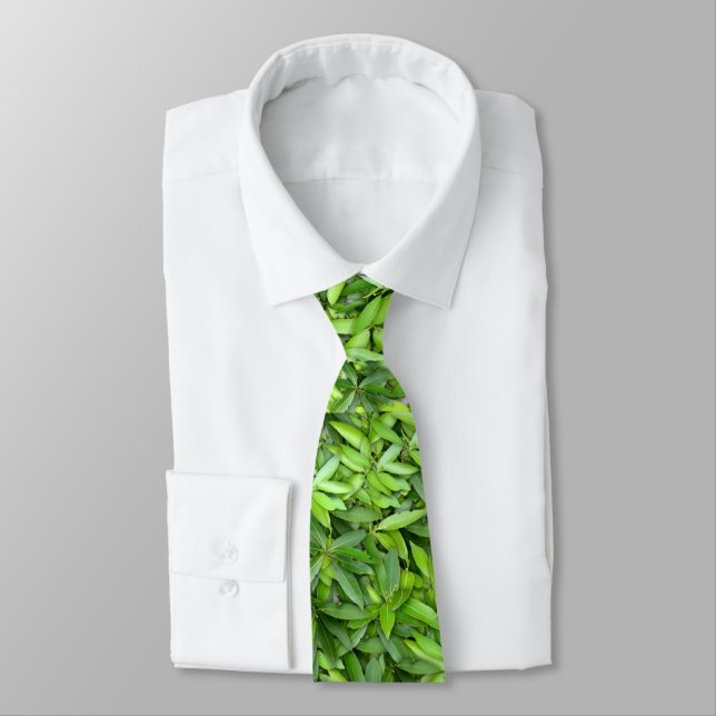 Green Leaf Pattern – Botanical Nature Art Tie (Tied)
