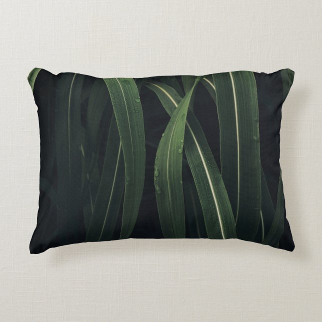 GREEN-LEAFED PLANT ACCENT PILLOW (Front)