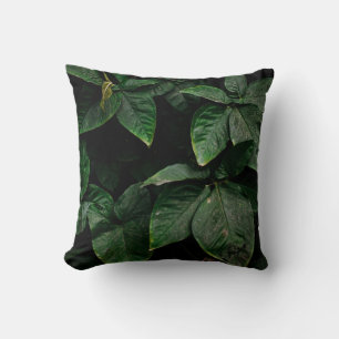 GREEN-LEAFED PLANT ON FOCUS PHOTOGRAPHY THROW PILLOW