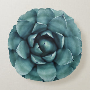 Green leafed plant round pillow