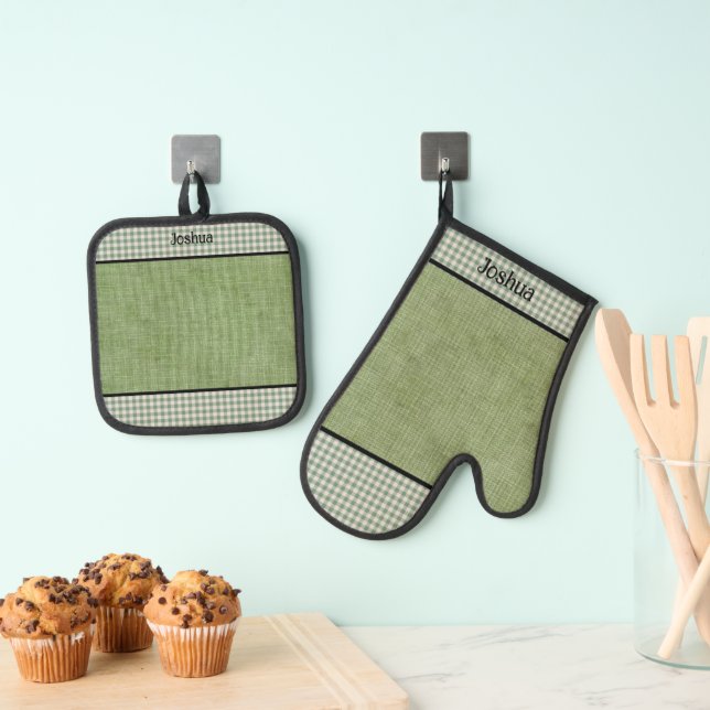  Green Linen and Gingham Check Personalized Oven Mitt & Pot Holder Set (Insitu(Hanging))