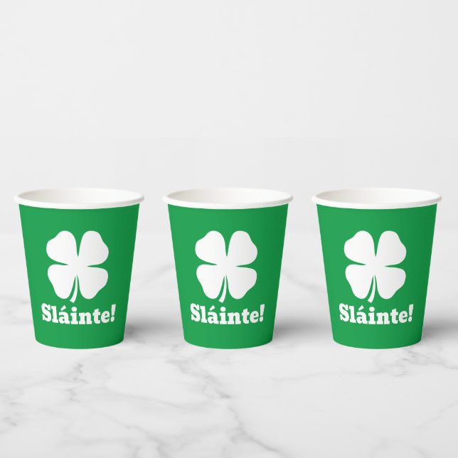Green lucky clover paper cups for St Patrick's Day (Multi)