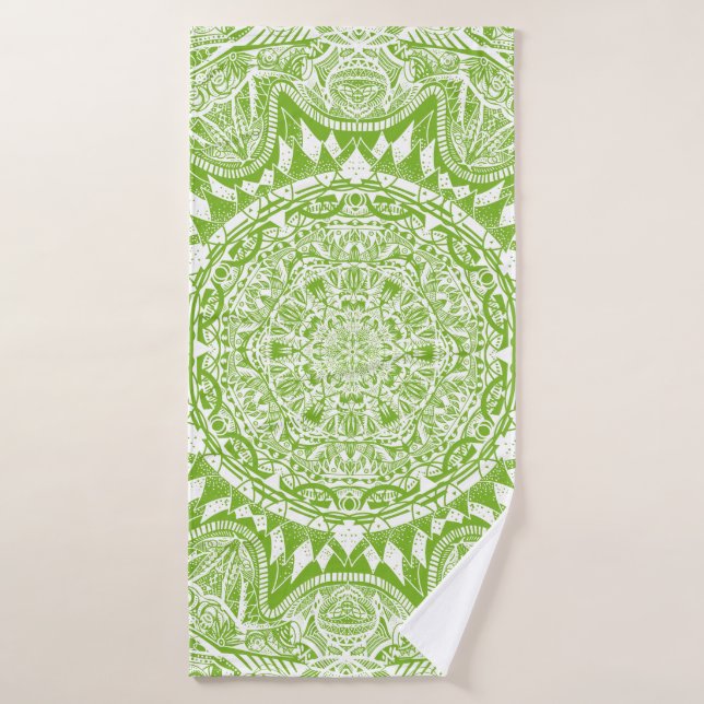 Green Mandala Pattern Bath Towel (Bath Towel)