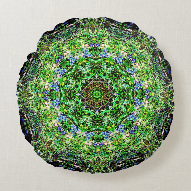 Green Meditation Paradise Round Pillow (Front)