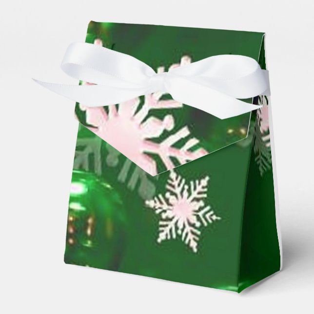 Green Ornaments and Snowflakes Pattern Favour Box (Front Side)