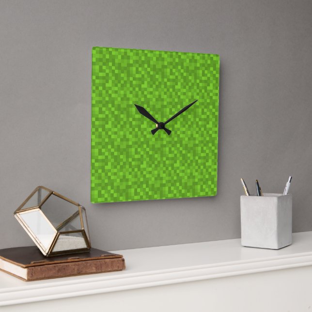 Green Pixel Pattern Retro 8-Bit Gaming Square Wall Clock (Office)
