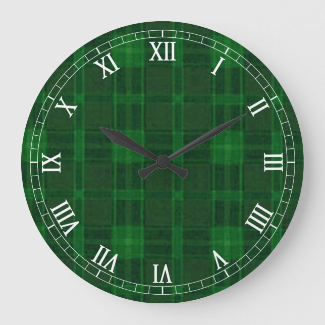 Green Plaid Round Roman Numerals Clock (Front)