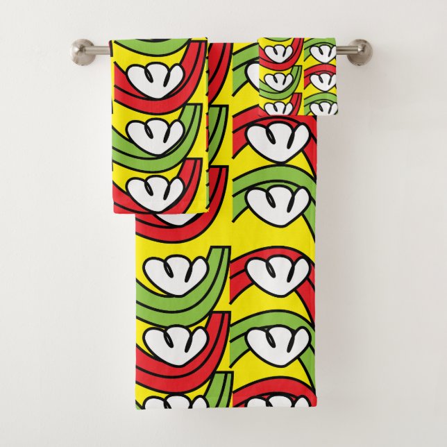 Green Red Vegetable Flower Pattern  Bath Towel Set (Insitu)