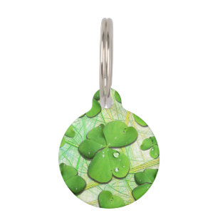 Green Shamrock St Patrick's iPhone 5 Case-Mate Pet Tag
