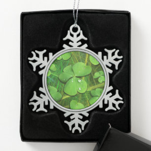 Green Shamrock St Patrick's iPhone 5 Case-Mate Snowflake Pewter Christmas Ornament