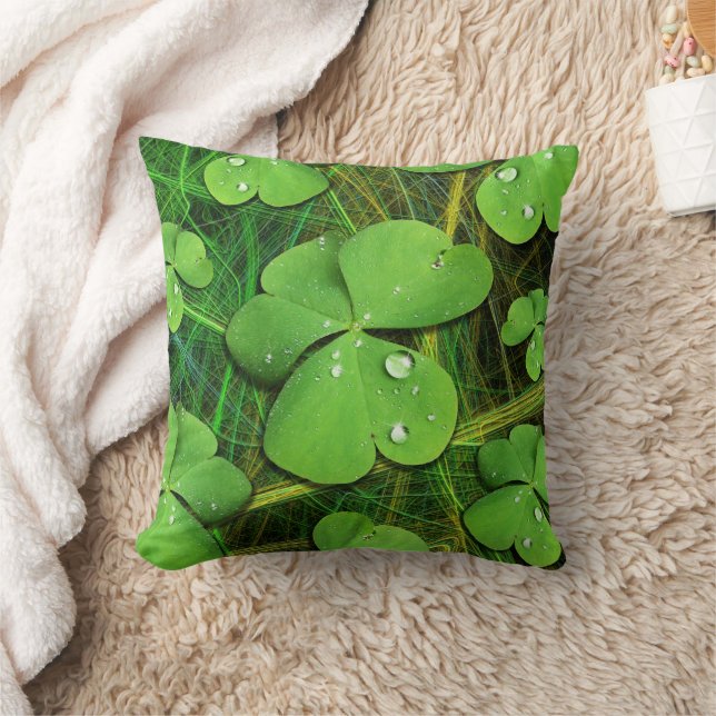 Green Shamrock St Patrick's iPhone 5 Case-Mate Throw Pillow (Blanket)