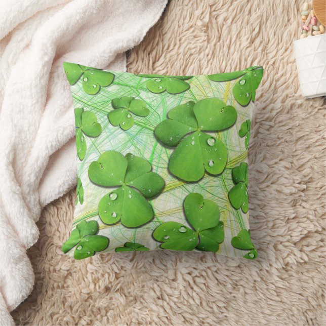 Green Shamrock St Patrick's iPhone 5 Case-Mate Throw Pillow (Blanket)
