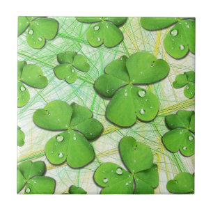Green Shamrock St Patrick's iPhone 5 Case-Mate Tile