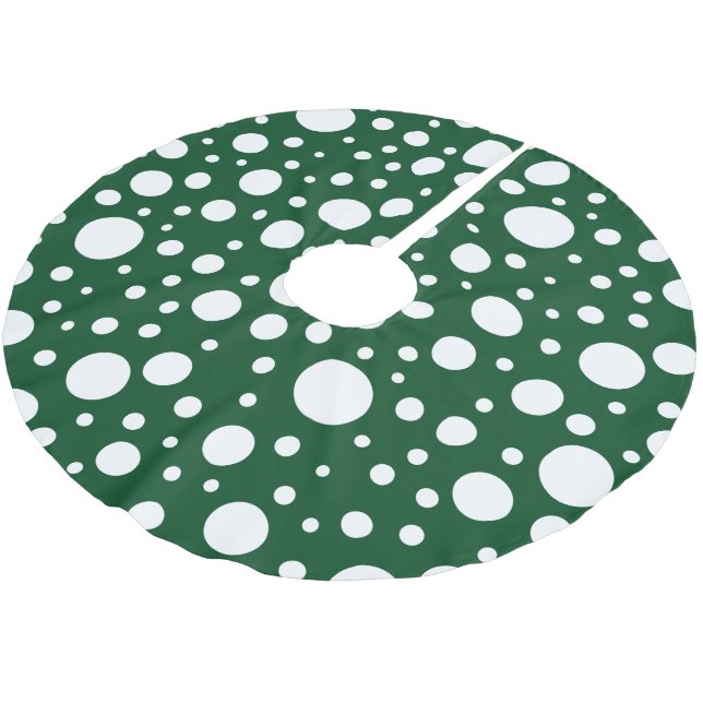 Green Spots Tree Skirt (Angled)