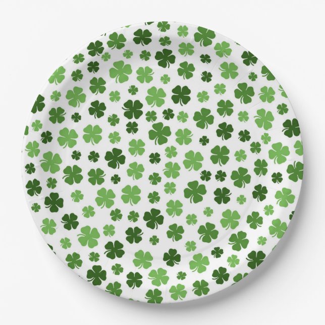 GREEN ST PATRICKS DAY SHAMROCKS PAPER PLATE (Front)