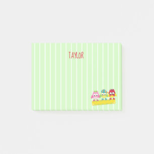 Green Stripes with cute owls Post-it Notes