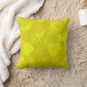 green throw pillow