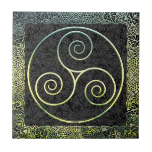 Green Triskelion & Maple Leaf Celtic Border Tile